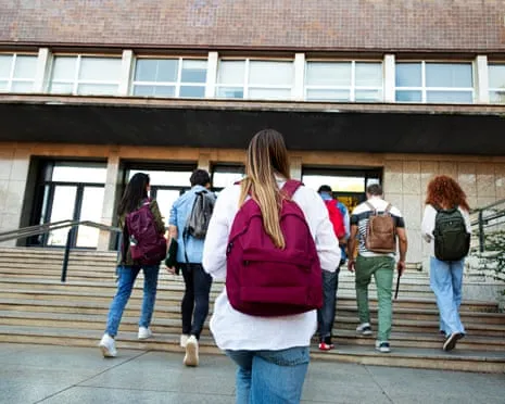 While Young Men Shift Toward Conservatism, the Rise of the 'New Chill Girl' Phenomenon Becomes Visible
