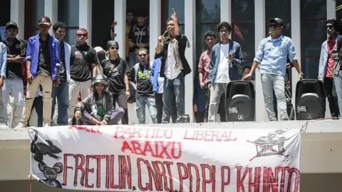 East Timor Cancels Plan to Supply No-Cost Vehicles for Lawmakers After Widespread Demonstrations