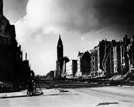 The Betrayal Circle: An Engrossing Story of Defiance Against the Nazis